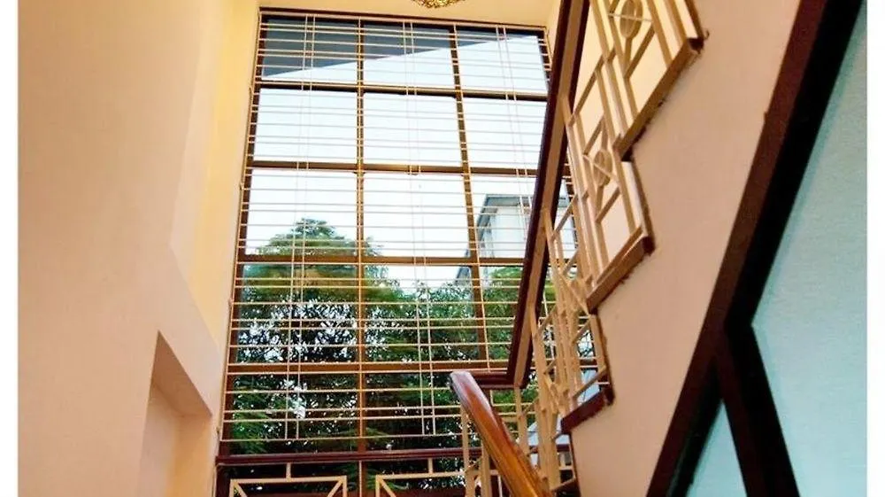 Thanlwin Guesthouse يانغون